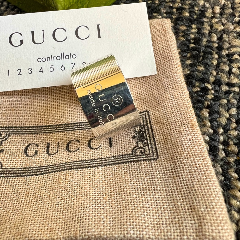 Gucci 925 sterling silver wide ring size 7